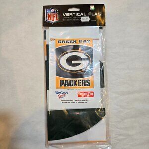 WinCraft NFL Green Bay Packers Vertical Banner Flag 27" x 37"